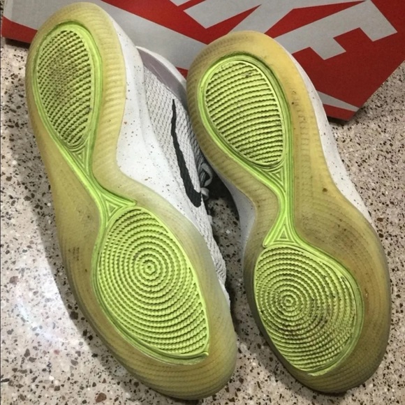 Nike Shoes Sz 6.5 - Picture 6 of 6